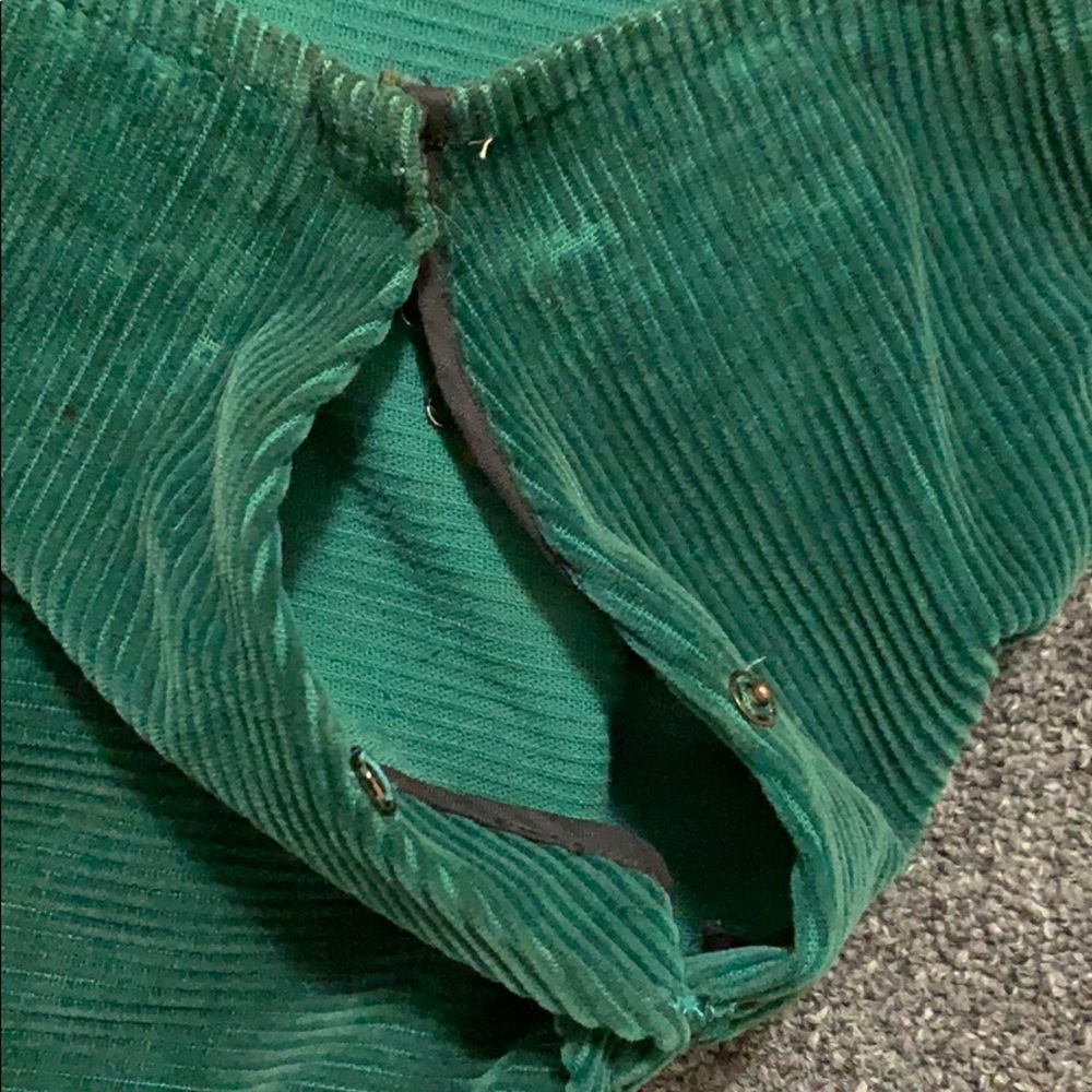 vintage green corduroy skirt - Picture 2 of 3